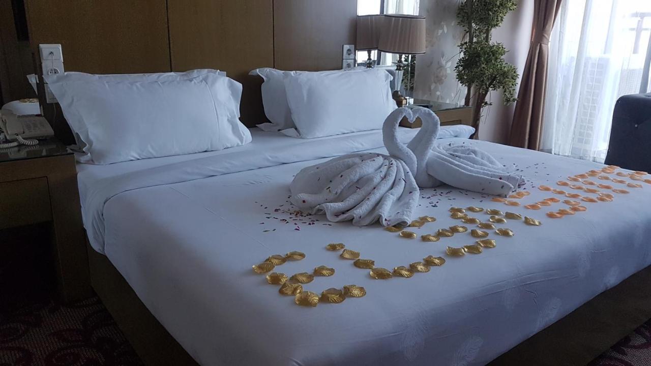 Edmond Hotel 布拉柴维尔 外观 照片