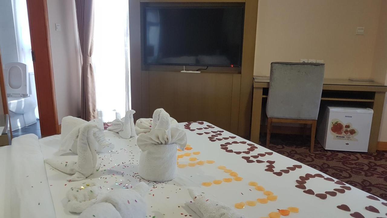 Edmond Hotel 布拉柴维尔 外观 照片