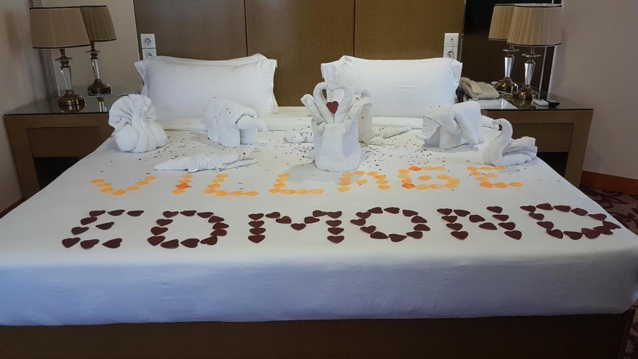 Edmond Hotel 布拉柴维尔 外观 照片