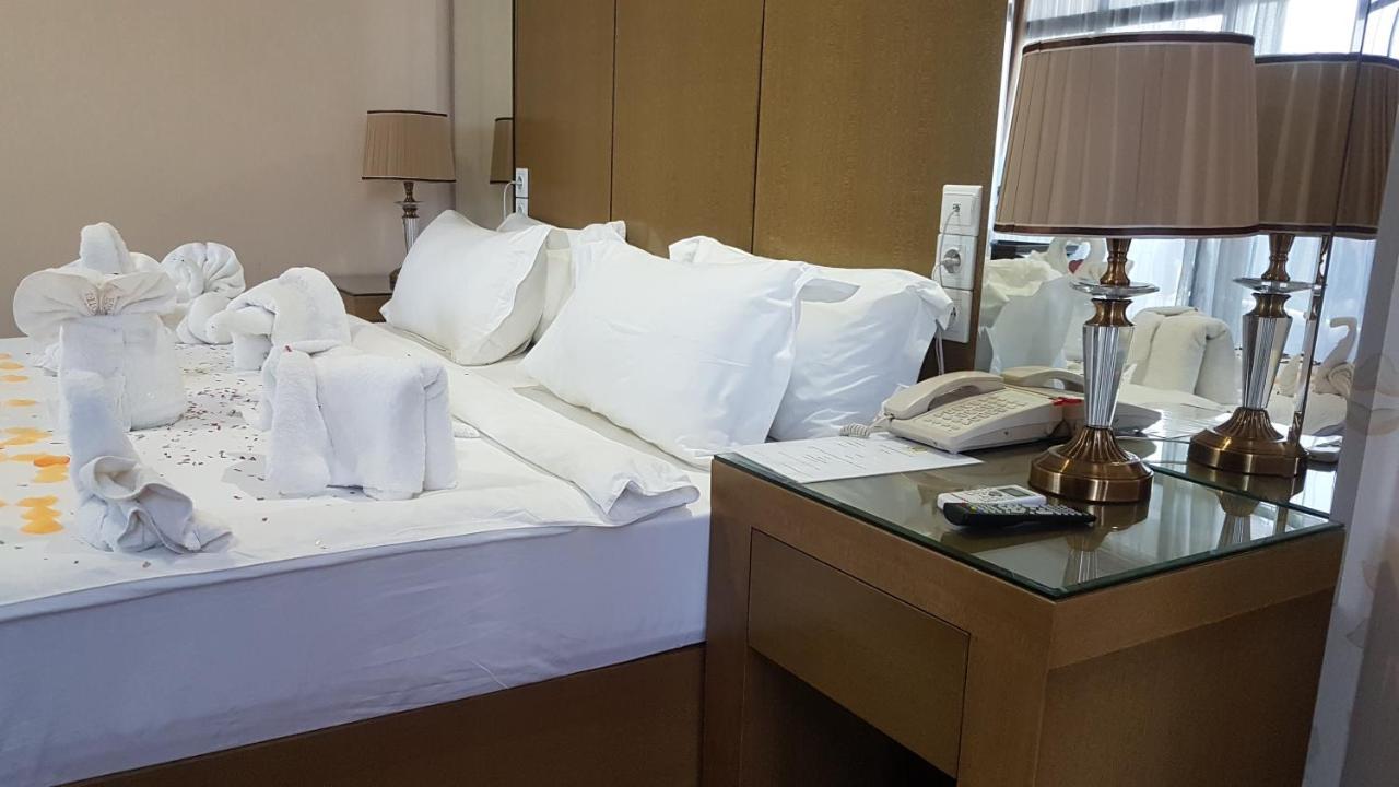 Edmond Hotel 布拉柴维尔 外观 照片